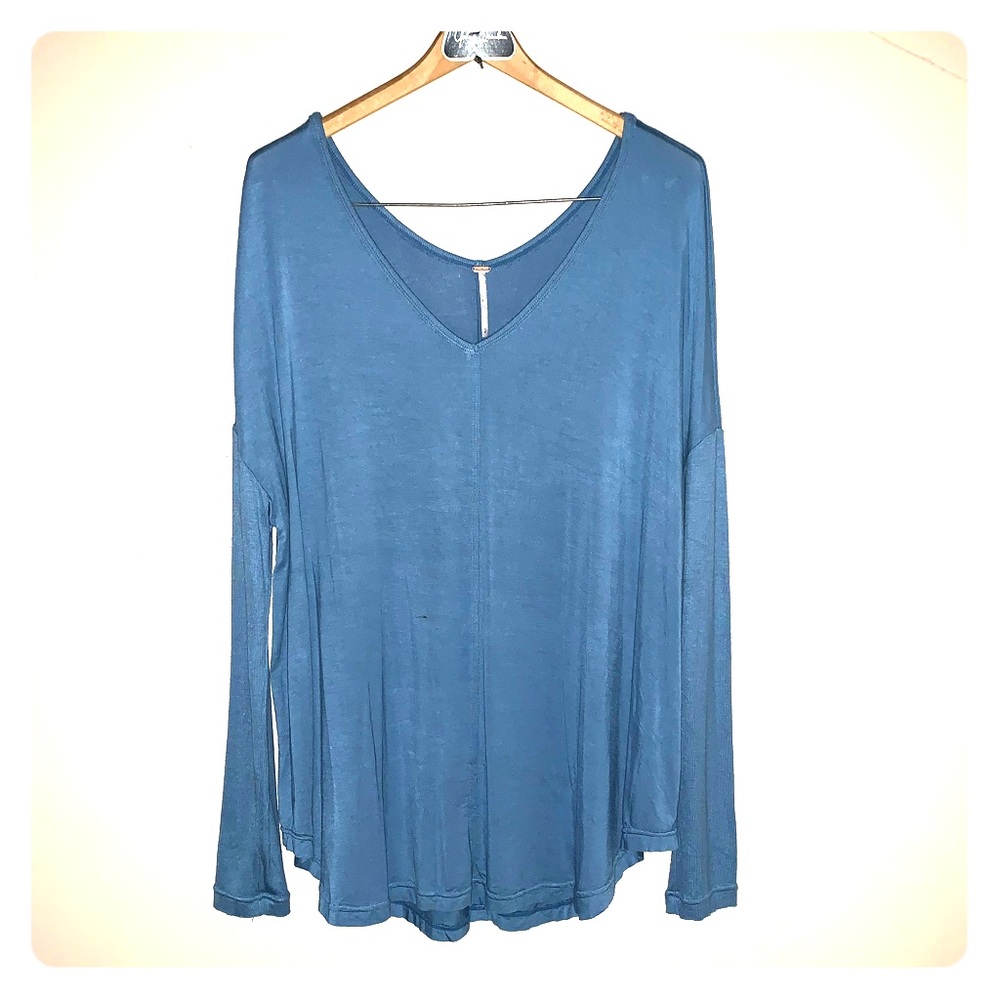 FREE PEOPLE LONG SLEEVED SHIRT